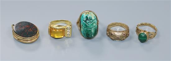 Ring & a locket.